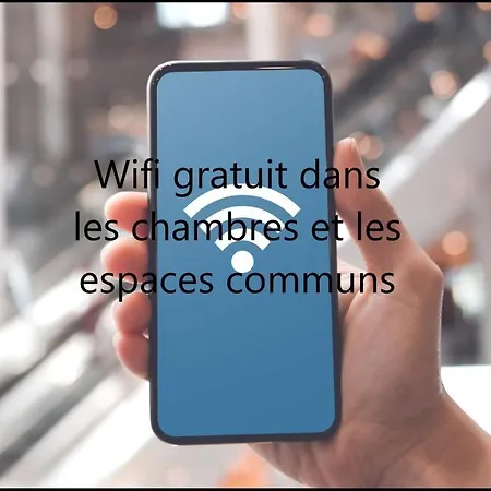Otel Brit Essentiel Saint-flour 2*