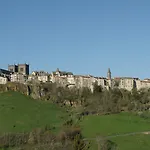 Brit Essentiel Saint-flour 2* Saint-Flour (Cantal)