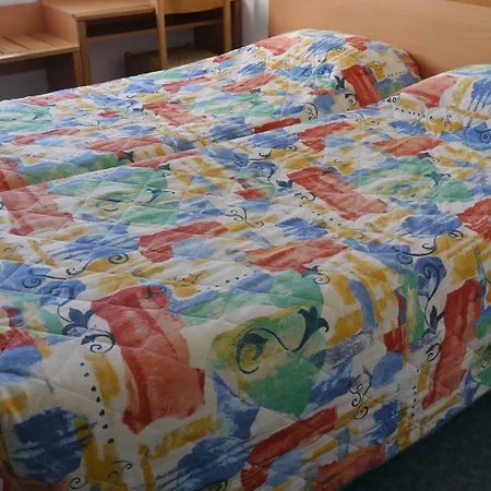 Brit Essentiel Saint-flour 2* 생플루르