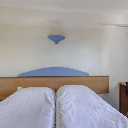 Brit Essentiel Saint-flour Hotel 2*