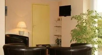 فندق Brit Essentiel Saint-flour