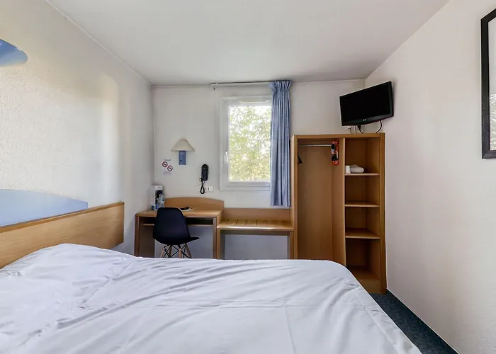 Hotel Brit Essentiel Saint-flour