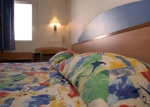 Hotel Brit Essentiel Saint-flour 2*